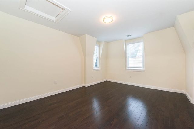 10 Marion St. 1, Medford, MA 02155