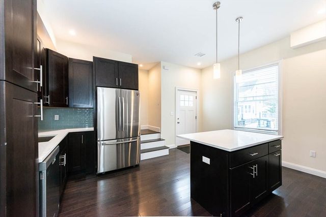 10 Marion St. 1, Medford, MA 02155