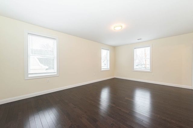 10 Marion St. 1, Medford, MA 02155