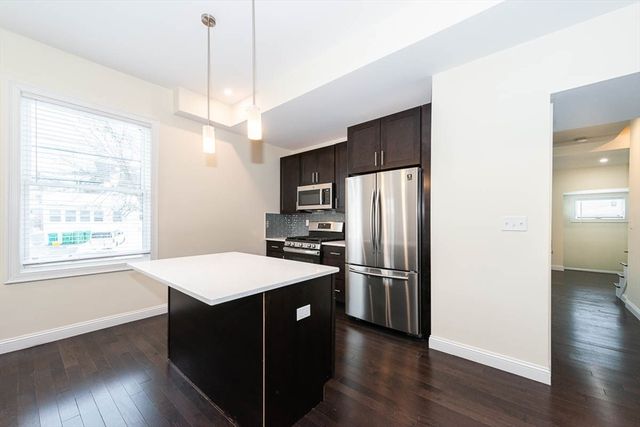 10 Marion St. 1, Medford, MA 02155