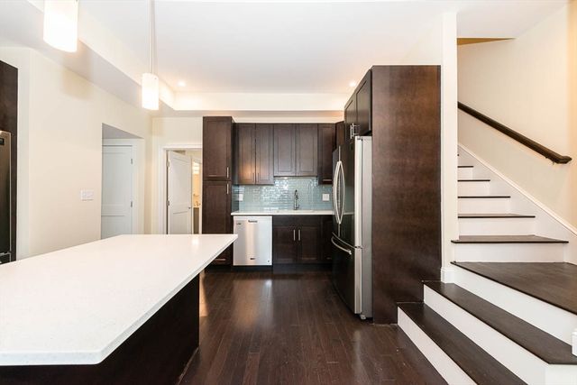 10 Marion St. 1, Medford, MA 02155