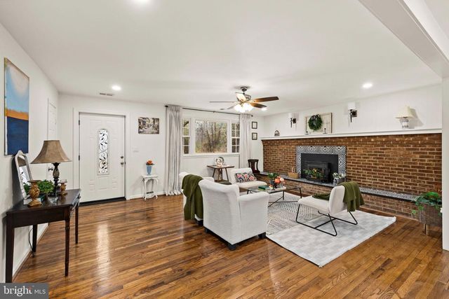 10789 BRENT TOWN RD, Catlett, VA 20119