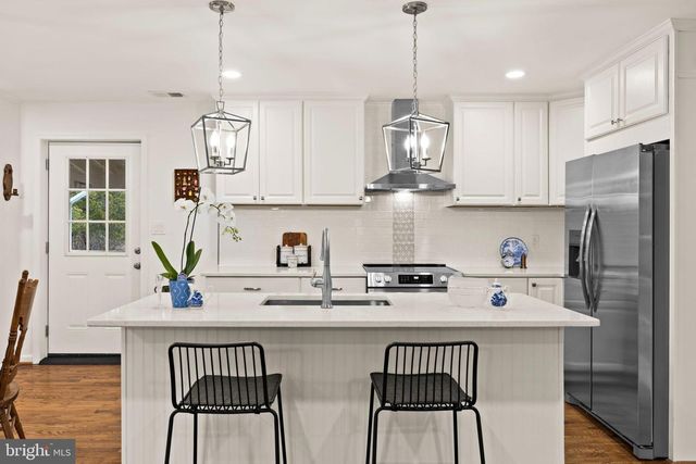 10789 BRENT TOWN RD, Catlett, VA 20119