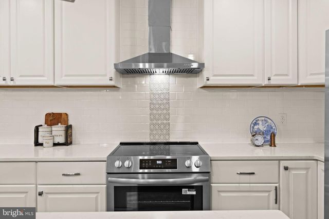 10789 BRENT TOWN RD, Catlett, VA 20119