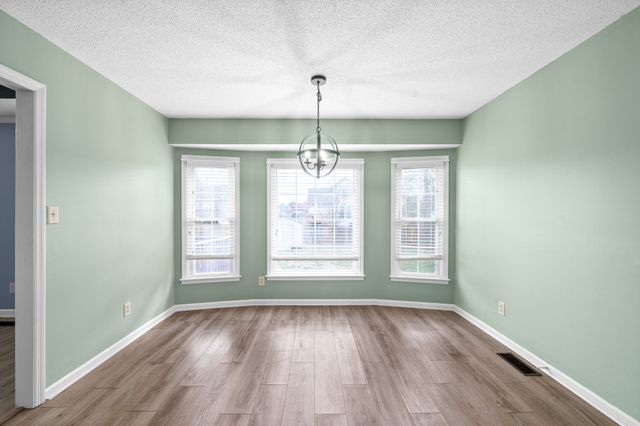 3313 Carrie Drive, Clarksville, TN 37042