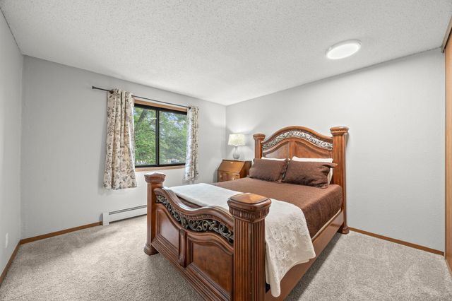 4 Pine Tree Drive 218, Arden Hills, MN 55112