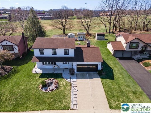 2950 Santee Drive, Bethlehem City, PA 18017