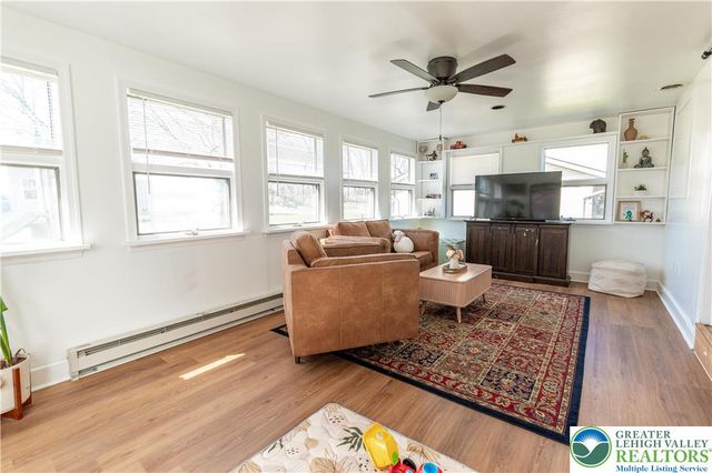 2950 Santee Drive, Bethlehem City, PA 18017