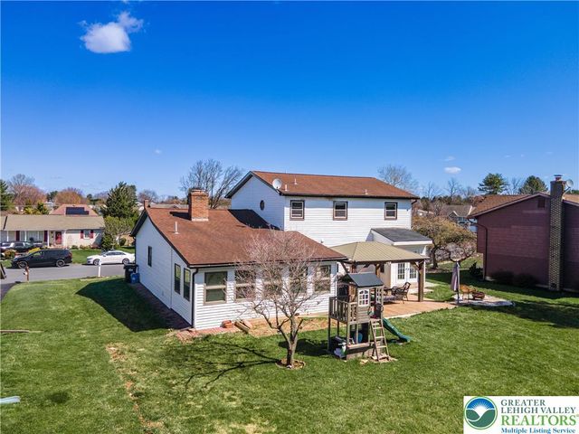 2950 Santee Drive, Bethlehem City, PA 18017