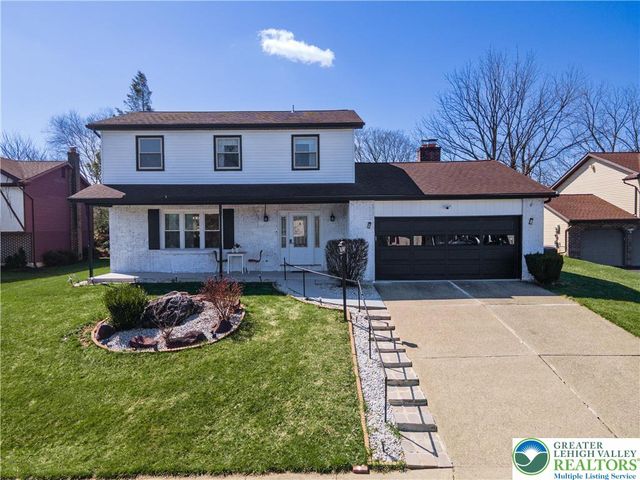 2950 Santee Drive, Bethlehem City, PA 18017