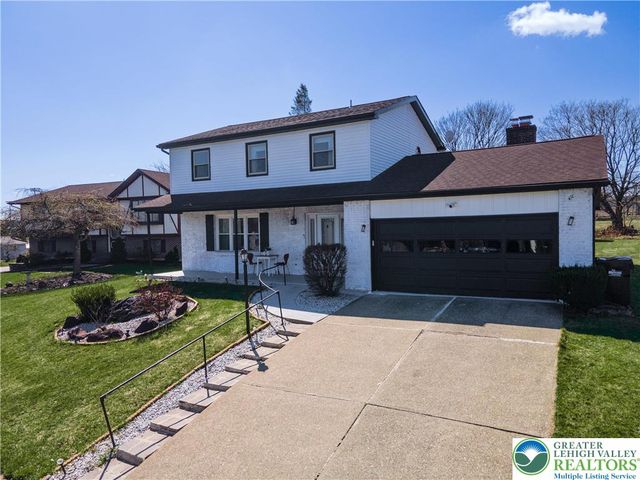 2950 Santee Drive, Bethlehem City, PA 18017