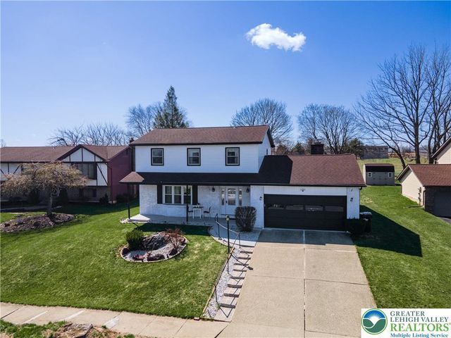 2950 Santee Drive, Bethlehem City, PA 18017