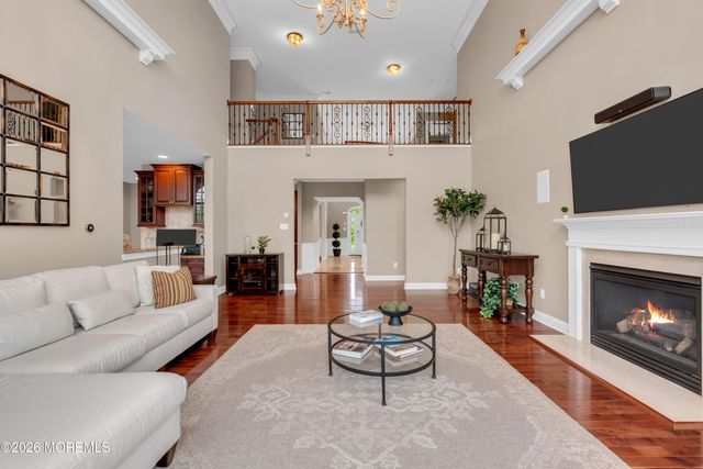 4 Ridgeview Way, Allentown, NJ 08501