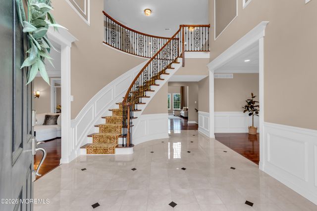 4 Ridgeview Way, Allentown, NJ 08501