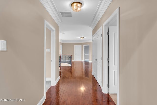4 Ridgeview Way, Allentown, NJ 08501