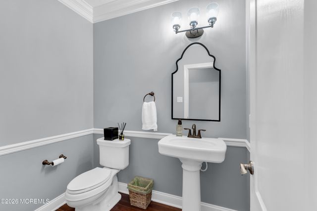 4 Ridgeview Way, Allentown, NJ 08501