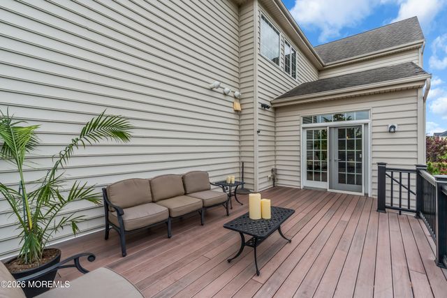 4 Ridgeview Way, Allentown, NJ 08501
