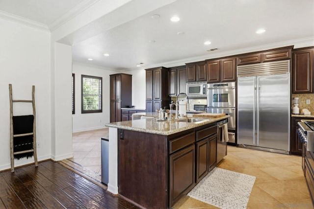 840 Genoa Way, San Marcos, CA 92078