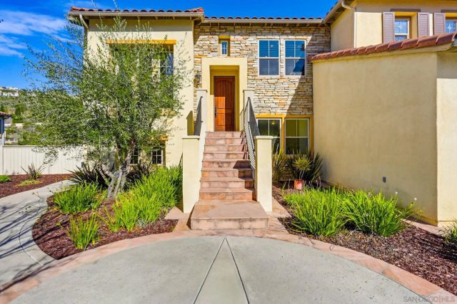 840 Genoa Way, San Marcos, CA 92078