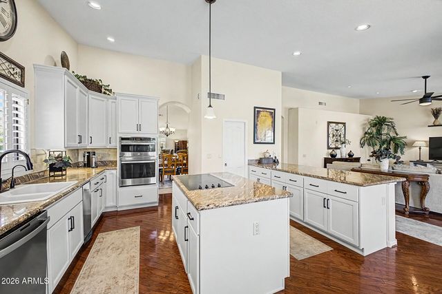 9608 E SUNBURST Drive, Sun Lakes, AZ 85248