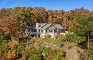 2320 Clifftops Ave, Monteagle, TN 37356