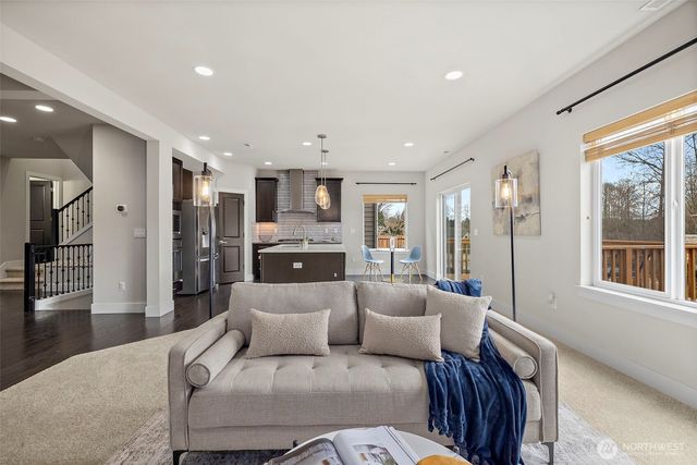 20513 Richmond Road, Bothell, WA 98012