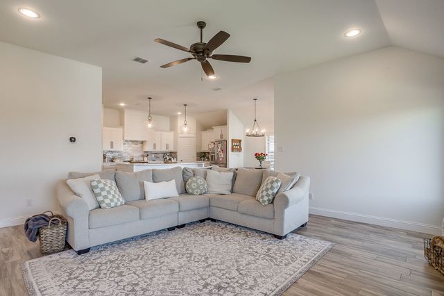 149 Sammy Street, Godley, TX 76044
