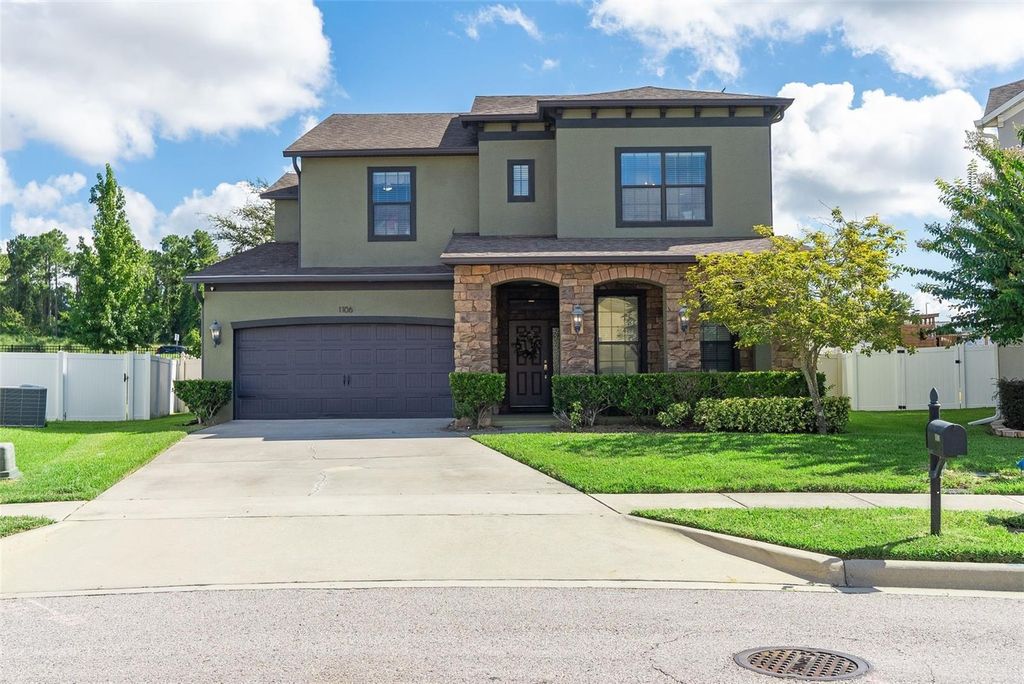 1106 WOODS LANDING DRIVE, Minneola, FL 34715