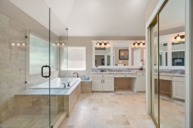 2532 Springhill Drive, Grapevine, TX 76051