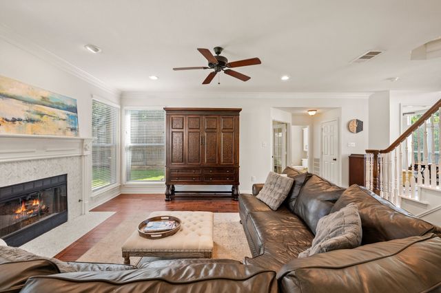 2532 Springhill Drive, Grapevine, TX 76051