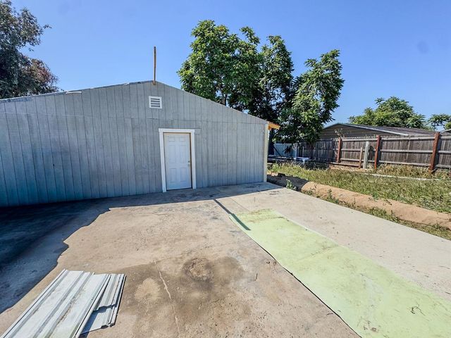 1601 El Dorado Ave, Modesto, CA 95358