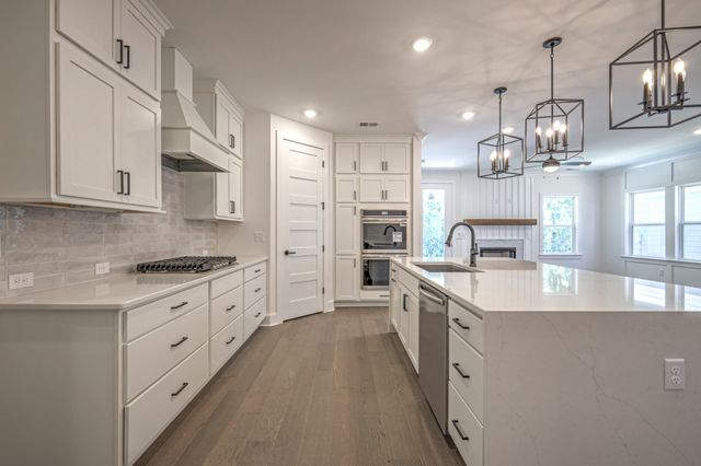 8025 Headwaters Drive, Franklin, TN 37064