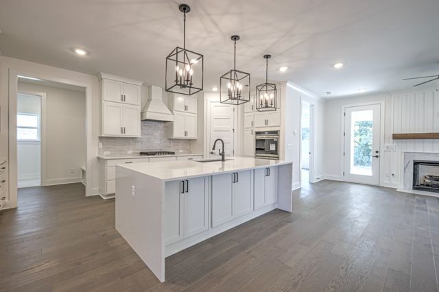 8025 Headwaters Drive, Franklin, TN 37064