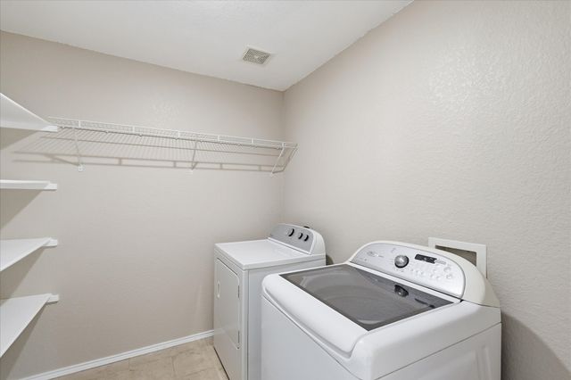 102 Pintail Lane, Sanger, TX 76266