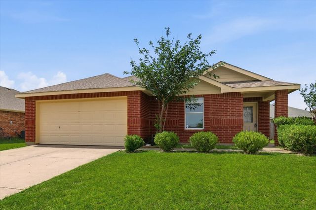 102 Pintail Lane, Sanger, TX 76266