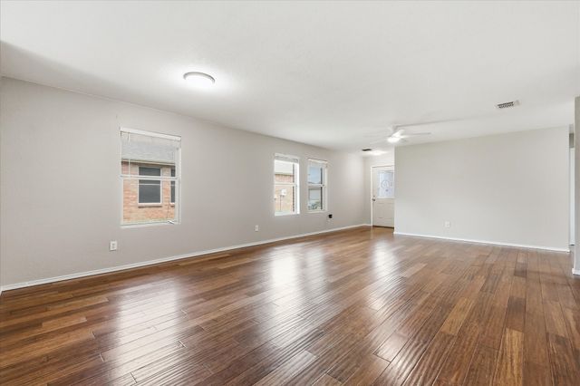 102 Pintail Lane, Sanger, TX 76266