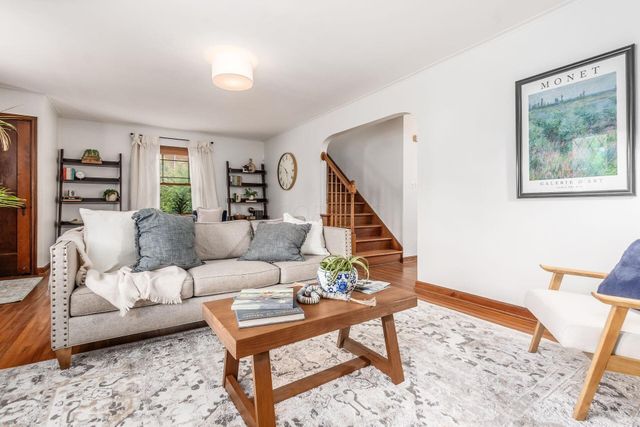 51 E Schreyer Place, Columbus, OH 43214
