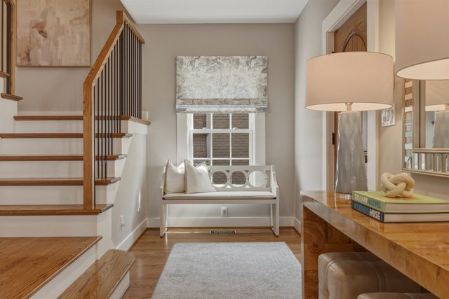 420 Clermont Avenue, Dallas, TX 75223