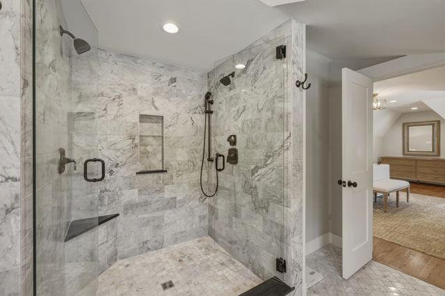 420 Clermont Avenue, Dallas, TX 75223