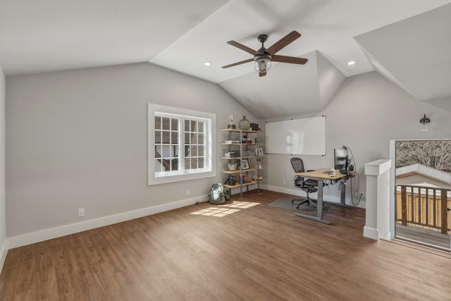 420 Clermont Avenue, Dallas, TX 75223