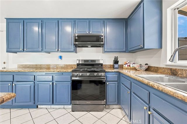 11319 Rancherias Drive, Fontana, CA 92337