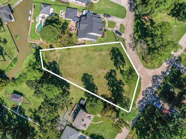 2034 White Feather Trail, Crosby, TX 77532