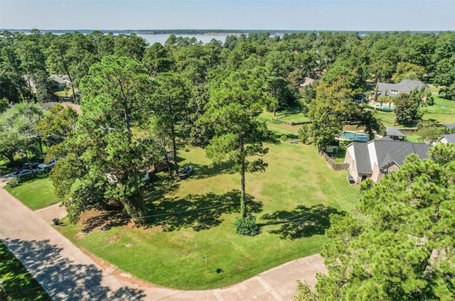 2034 White Feather Trail, Crosby, TX 77532