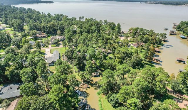 2034 White Feather Trail, Crosby, TX 77532