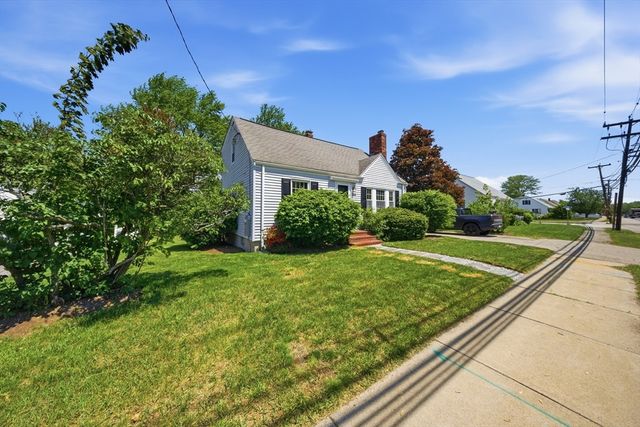 130 Dean St, Norwood, MA 02062