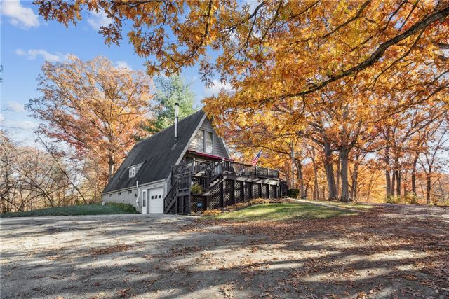 2230 Valley Road NE, North Liberty, IA 52317