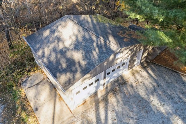 2230 Valley Road NE, North Liberty, IA 52317