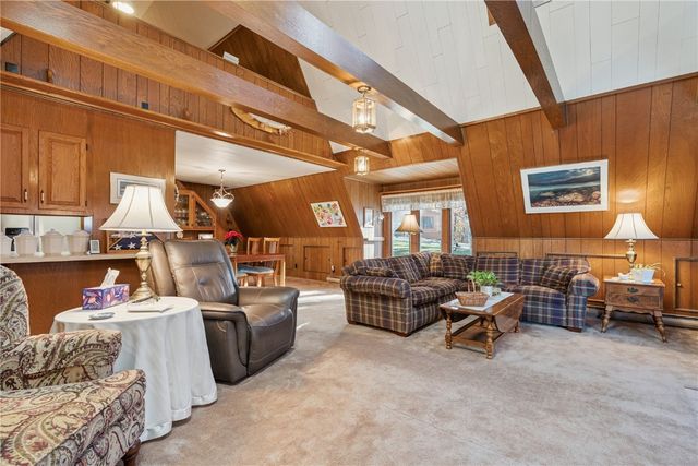 2230 Valley Road NE, North Liberty, IA 52317