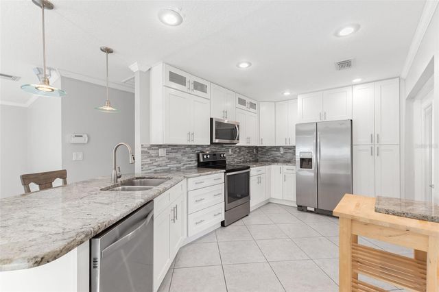 3059 HICKORY DRIVE, Largo, FL 33770