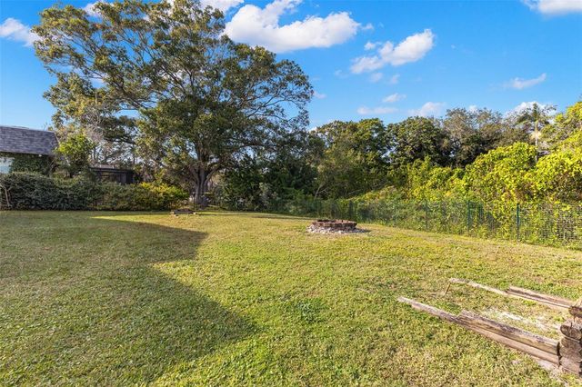 3059 HICKORY DRIVE, Largo, FL 33770